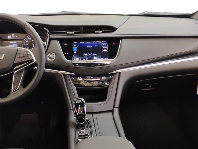 2025 Cadillac XT5 Vehicle Photo in PINEVILLE, NC 28134-8495
