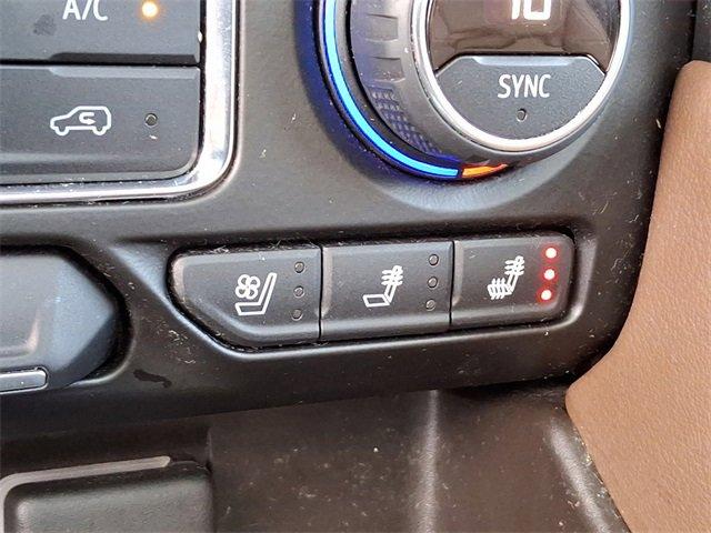 2021 Chevrolet Suburban Vehicle Photo in Willow Grove, PA 19090