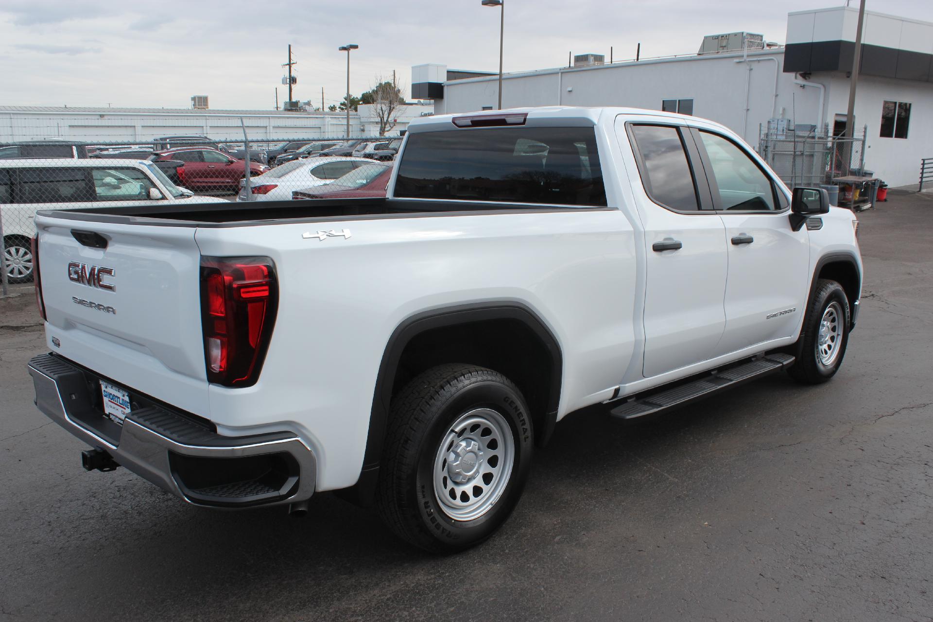 2025 GMC Sierra 1500 Vehicle Photo in AURORA, CO 80012-4011
