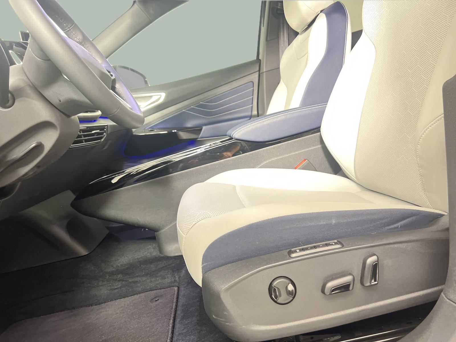 2024 Volkswagen ID.4 Vehicle Photo in Georgetown, TX 78626