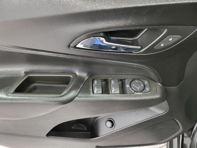 2022 Chevrolet Equinox Vehicle Photo in APPLETON, WI 54914-4656