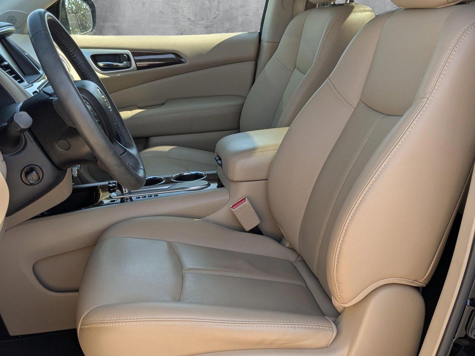 2016 Nissan Pathfinder Vehicle Photo in Clearwater, FL 33765