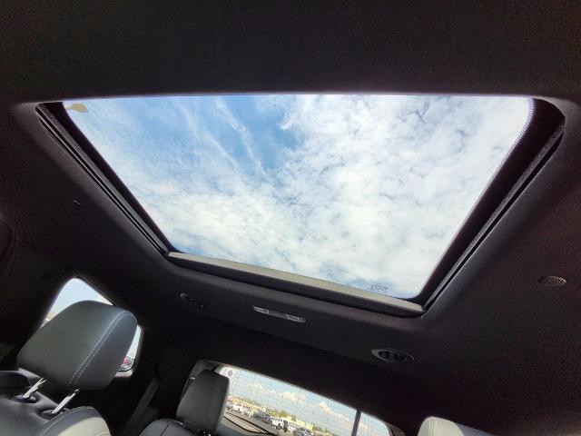 2023 Buick Enclave Vehicle Photo in GREEN BAY, WI 54304-5303
