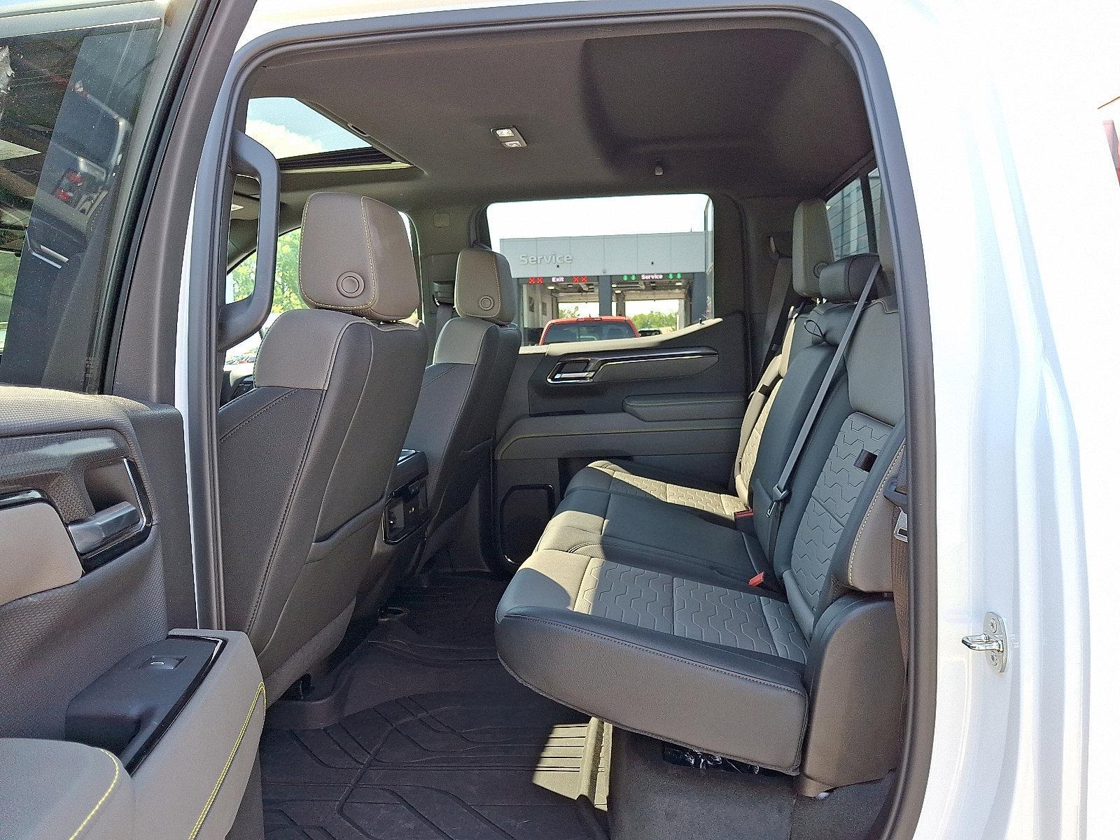 2024 Chevrolet Silverado 1500 Vehicle Photo in Mechanicsburg, PA 17050-2306