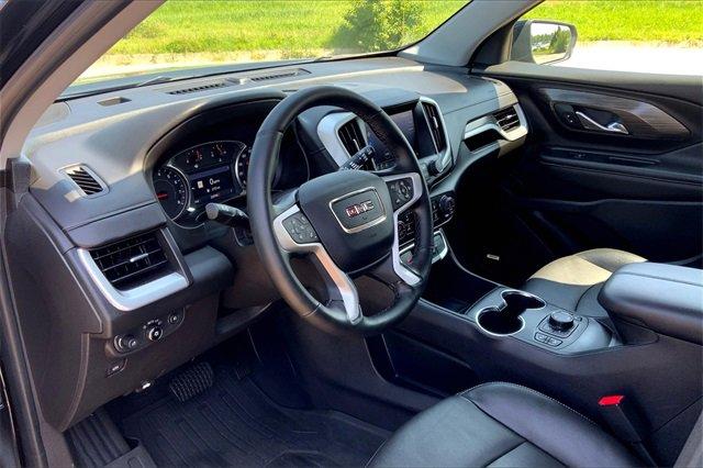 2024 GMC Terrain Vehicle Photo in TOPEKA, KS 66609-0000