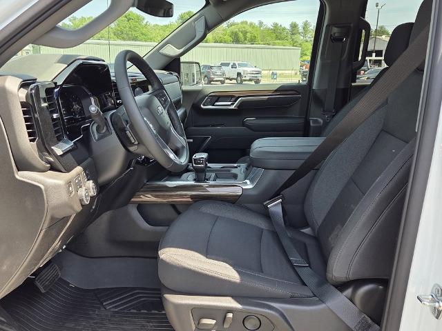 2025 Chevrolet Silverado 1500 Vehicle Photo in GARDNER, MA 01440-3110