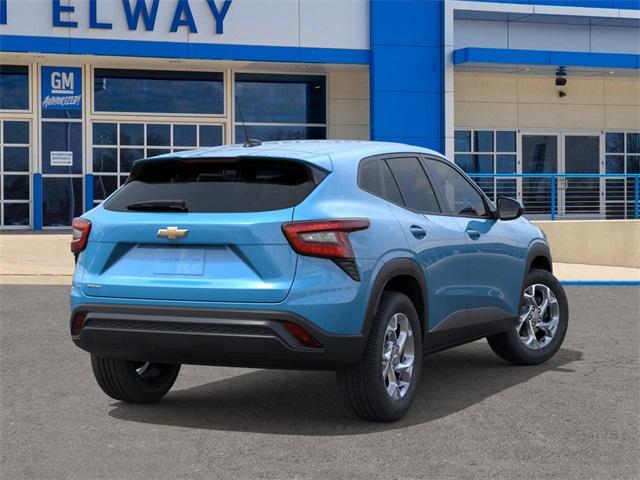 2025 Chevrolet Trax Vehicle Photo in ENGLEWOOD, CO 80113-6708