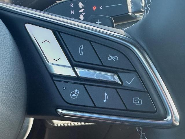 2025 Buick Enclave Vehicle Photo in COLUMBIA, MO 65203-3903