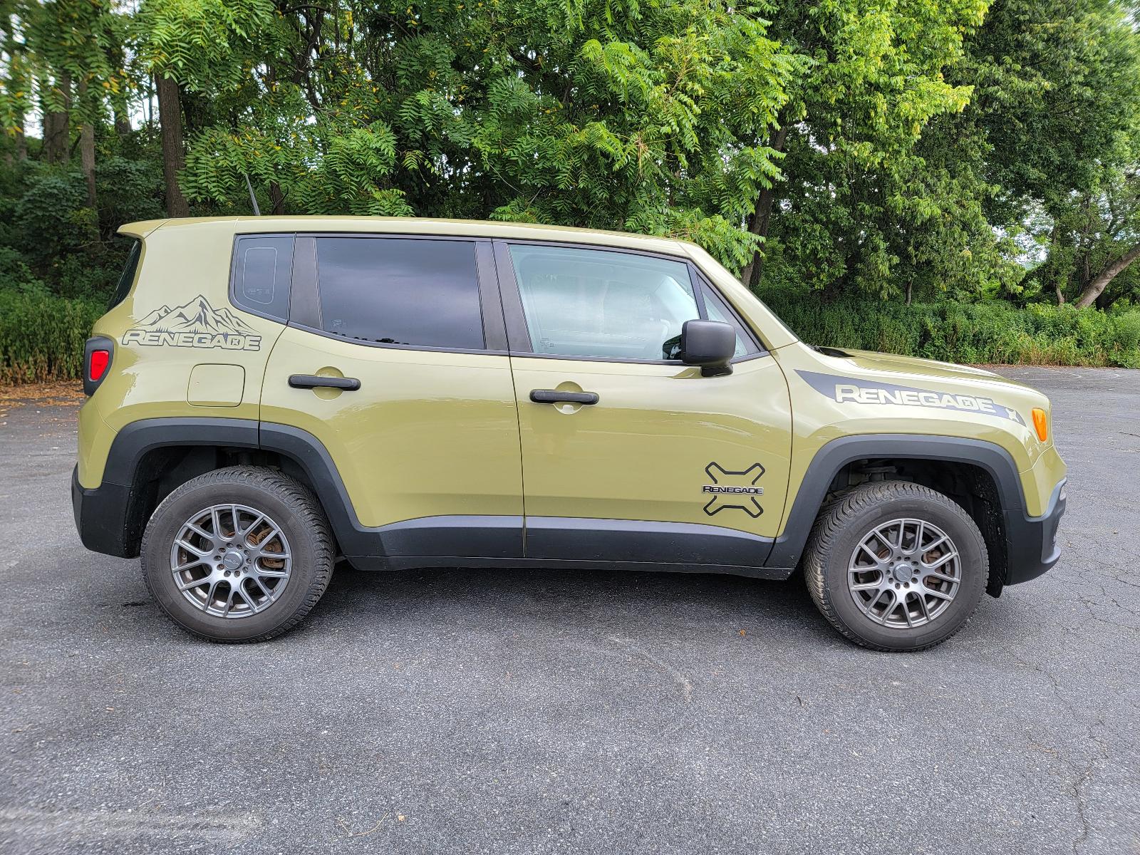 2015 Jeep Renegade Vehicle Photo in Harrisburg, PA 17111