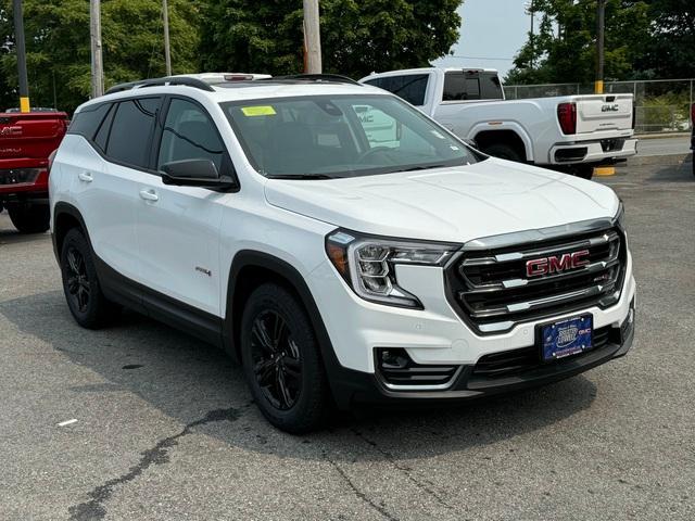 2024 GMC Terrain Vehicle Photo in LOWELL, MA 01852-4336