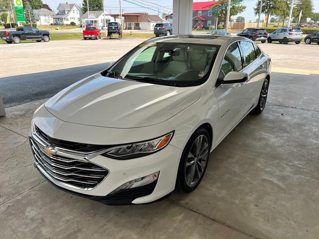 Used 2021 Chevrolet Malibu Premier with VIN 1G1ZE5SX5MF045169 for sale in Ossian, IN