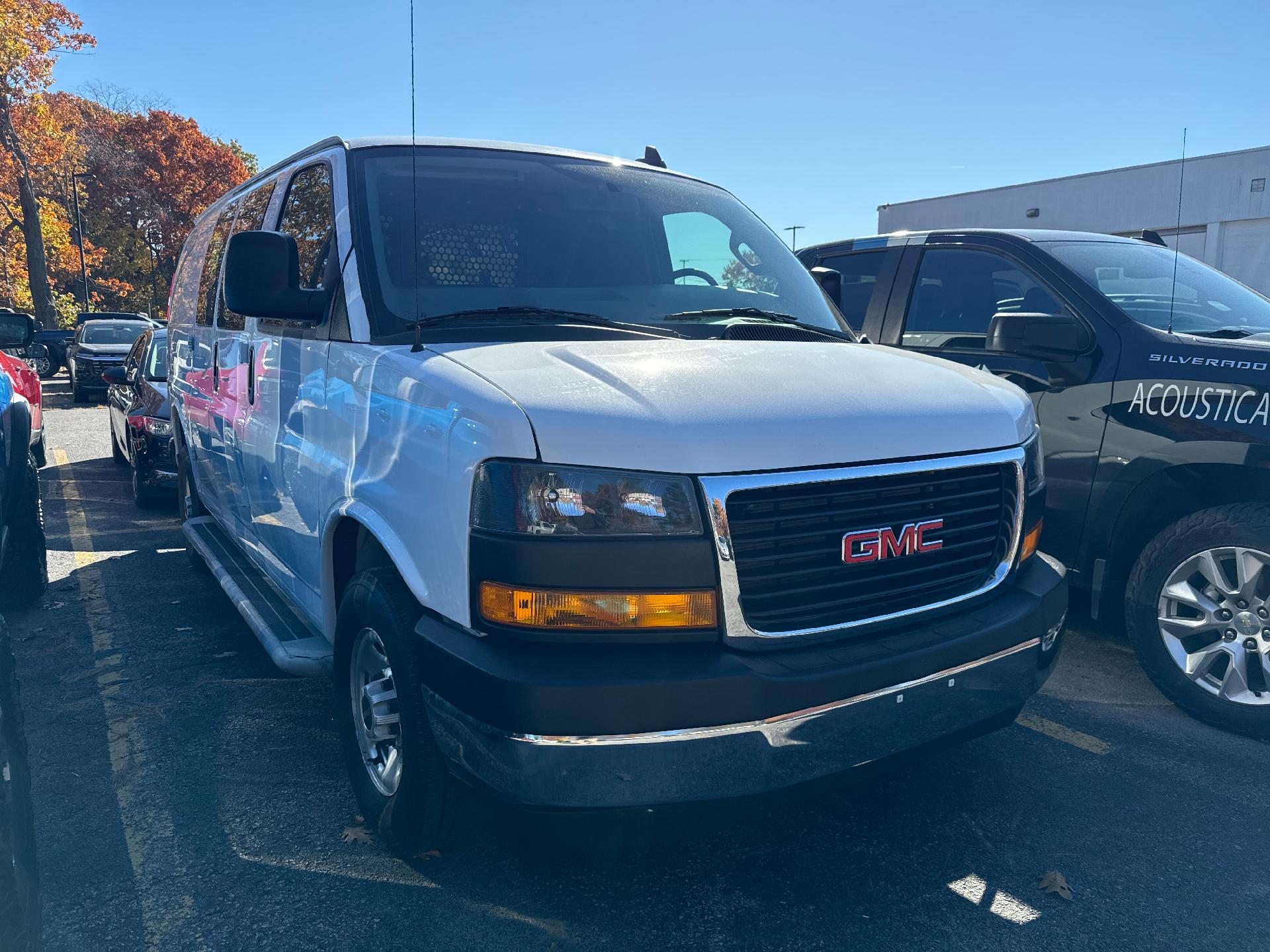 2022 GMC Savana Cargo 2500 Vehicle Photo in SOUTH PORTLAND, ME 04106-1997