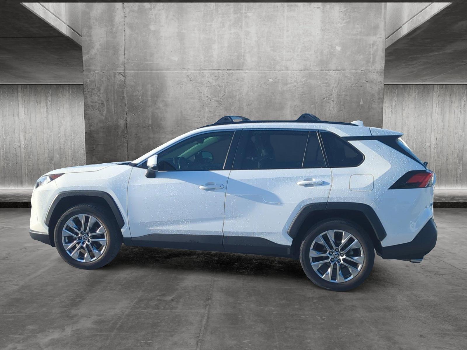 2020 Toyota RAV4 Vehicle Photo in Ft. Myers, FL 33907