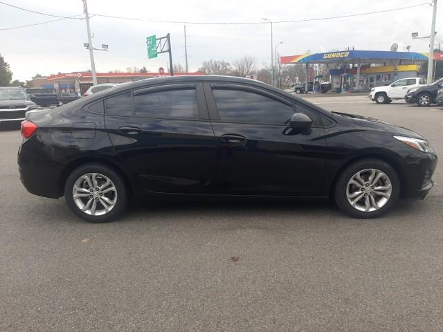 Used 2019 Chevrolet Cruze LS with VIN 1G1BC5SM4K7111733 for sale in Oregon, OH