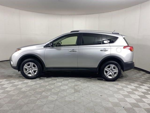 2013 Toyota RAV4 Vehicle Photo in MEDINA, OH 44256-9001