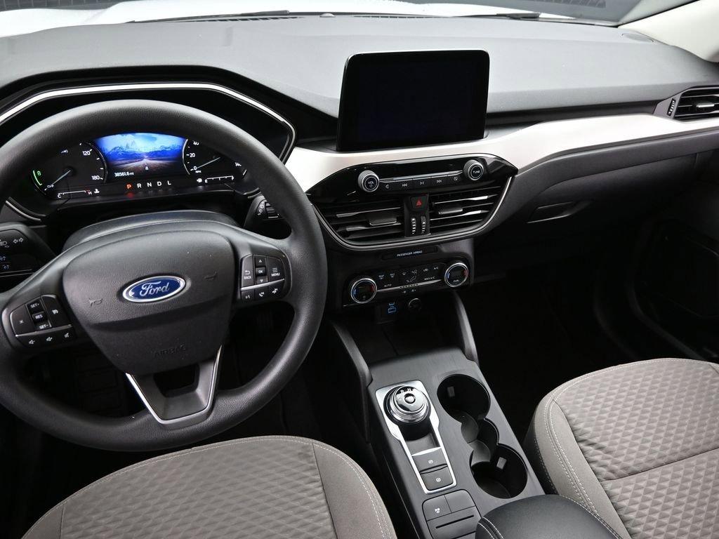 2021 Ford Escape Vehicle Photo in Cedar Rapids, IA 52402