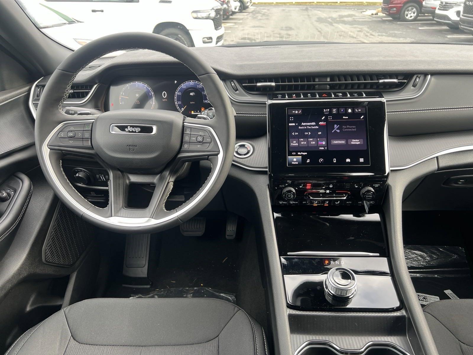 2025 Jeep Grand Cherokee L Vehicle Photo in Mechanicsburg, PA 17050-1707