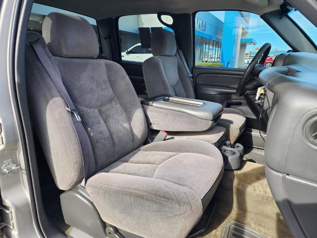 2007 Chevrolet Silverado 1500 Classic Vehicle Photo in PARIS, TX 75460-2116