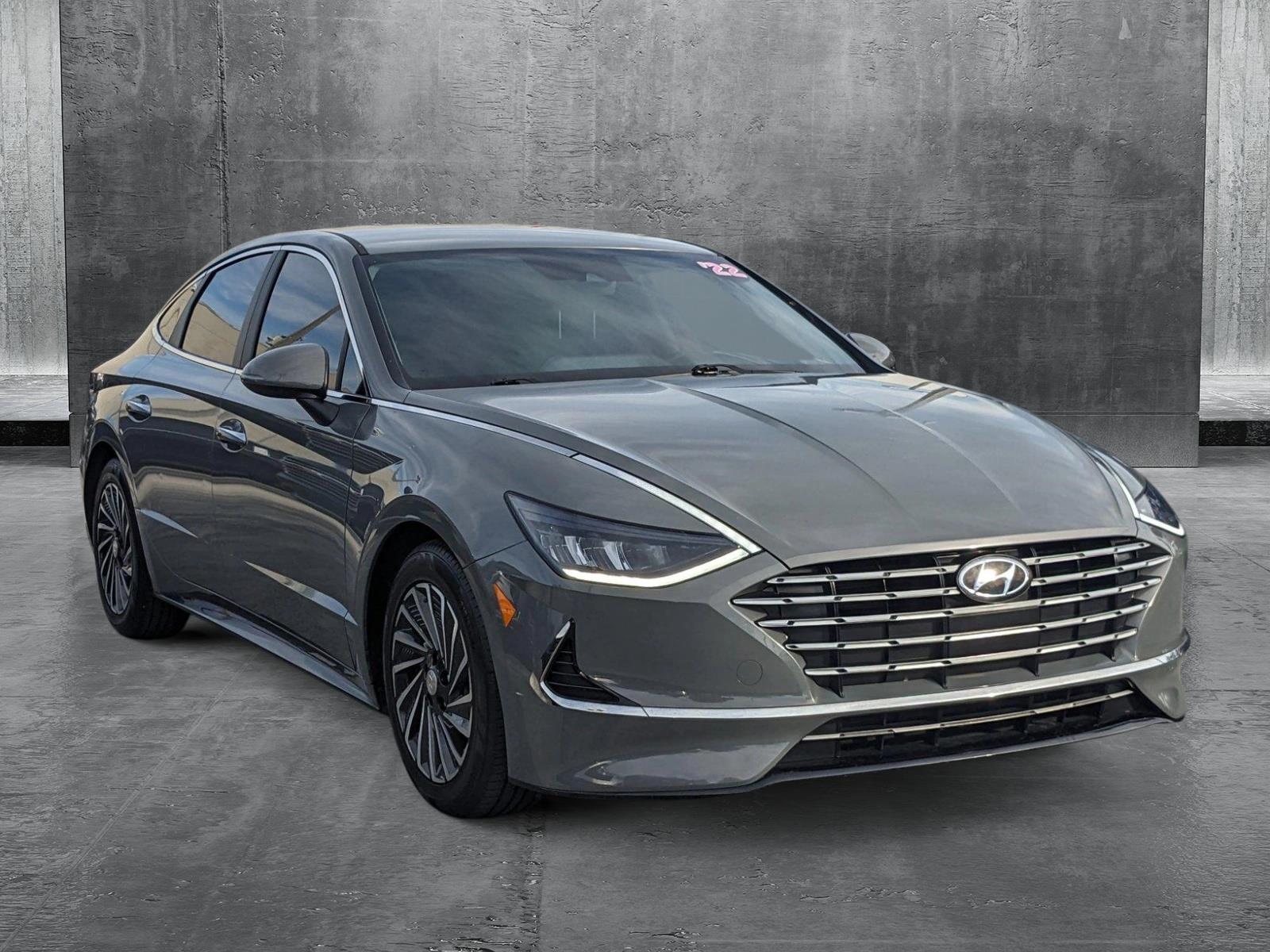 2022 Hyundai Sonata Hybrid Vehicle Photo in MIAMI, FL 33172-3015