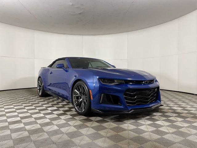 2022 Chevrolet Camaro Vehicle Photo in PHOENIX, AZ 85014-3381