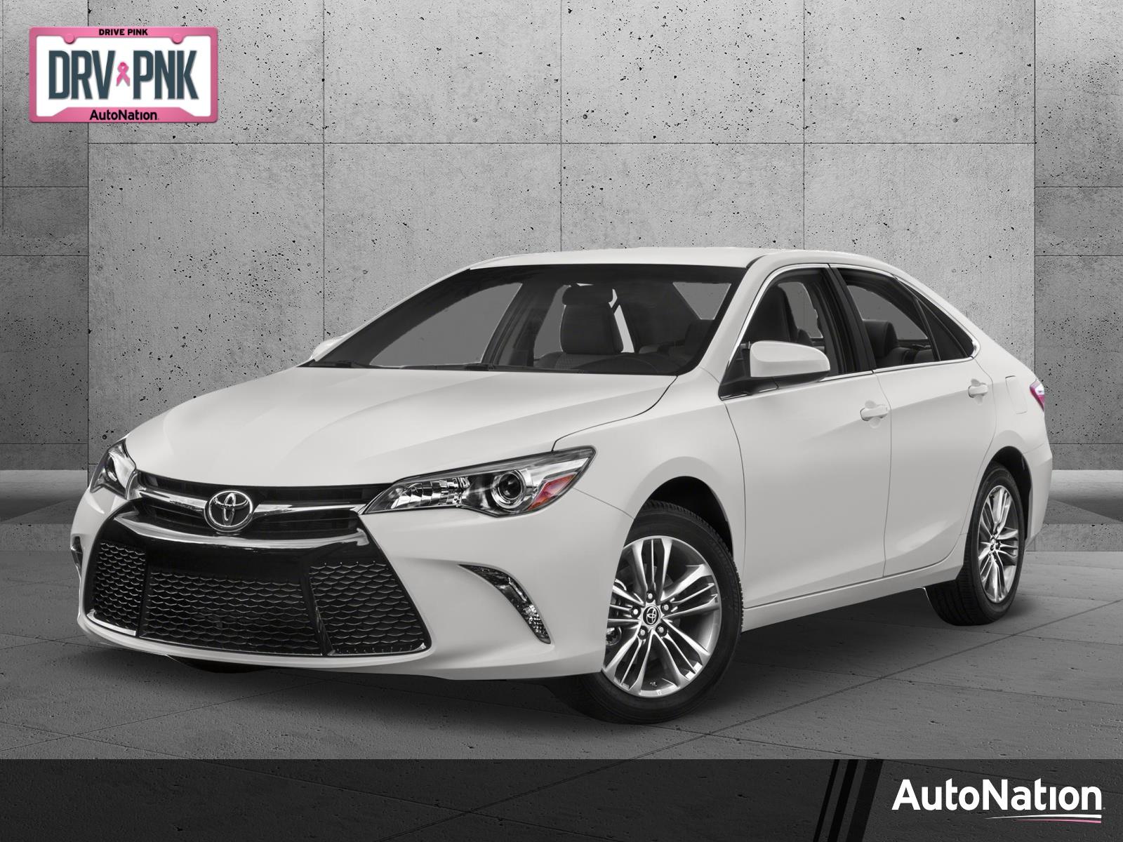 2015 Toyota Camry Vehicle Photo in PEMBROKE PINES, FL 33024-6534