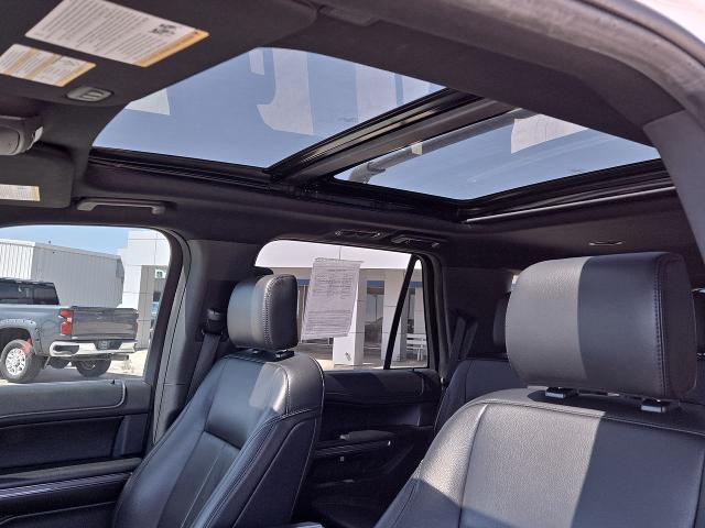 2020 Ford Expedition Vehicle Photo in NEDERLAND, TX 77627-8017