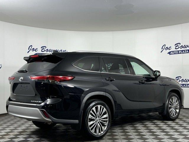 2020 Toyota Highlander Vehicle Photo in HARRISONBURG, VA 22801-8763