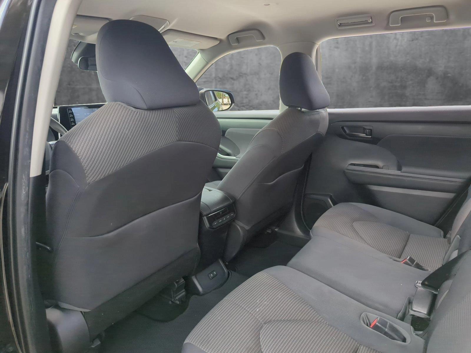 2020 Toyota Highlander Vehicle Photo in Pembroke Pines, FL 33027