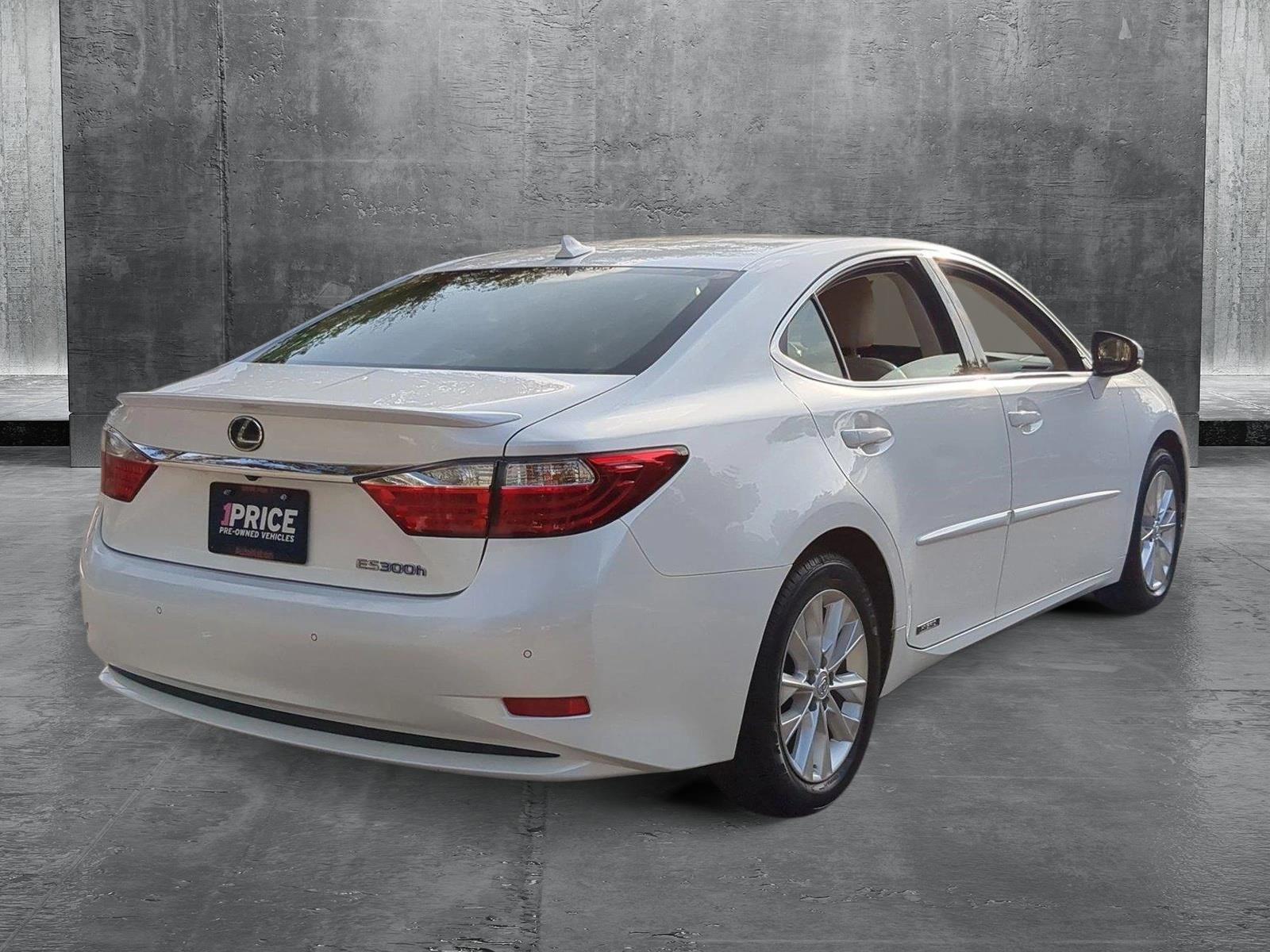 2013 Lexus ES 300h Vehicle Photo in West Palm Beach, FL 33417