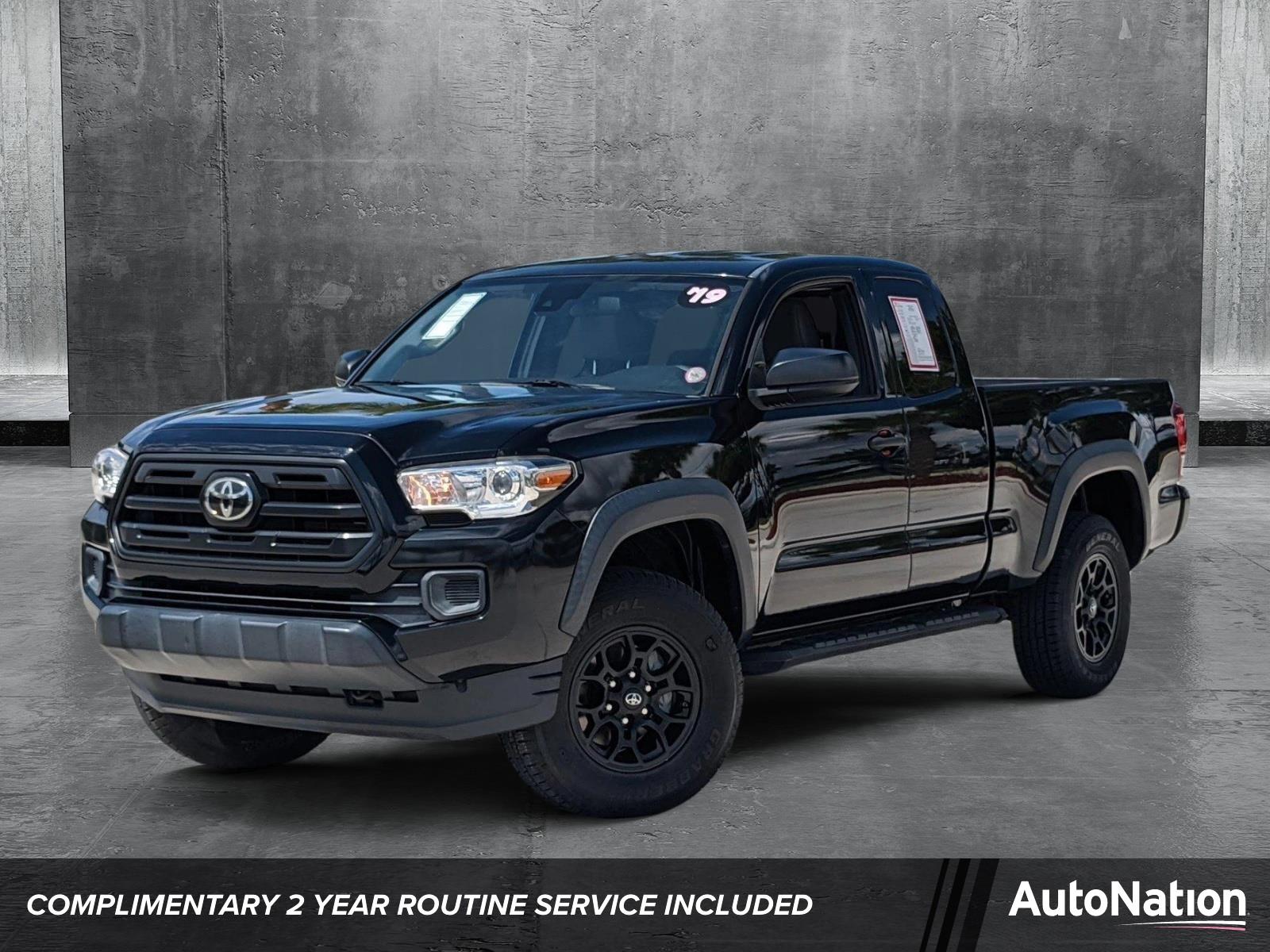 2019 Toyota Tacoma 4WD Vehicle Photo in Davie, FL 33331