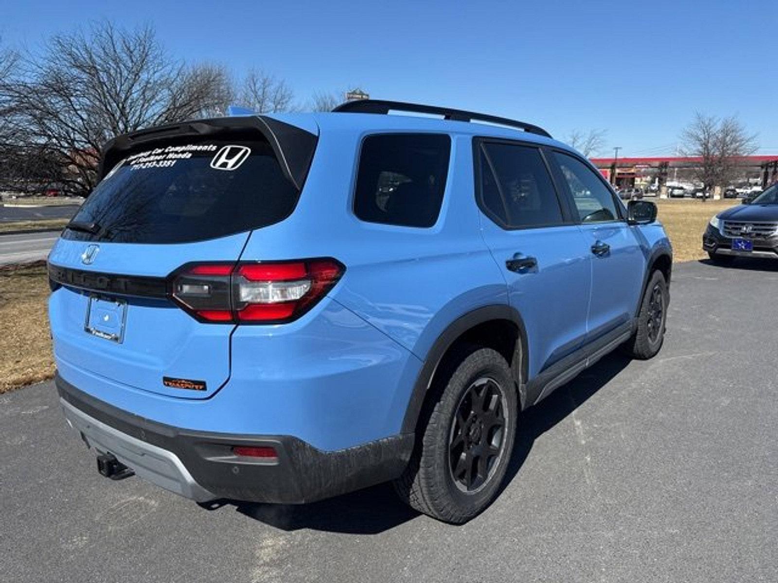 2025 Honda Pilot Vehicle Photo in Harrisburg, PA 17111
