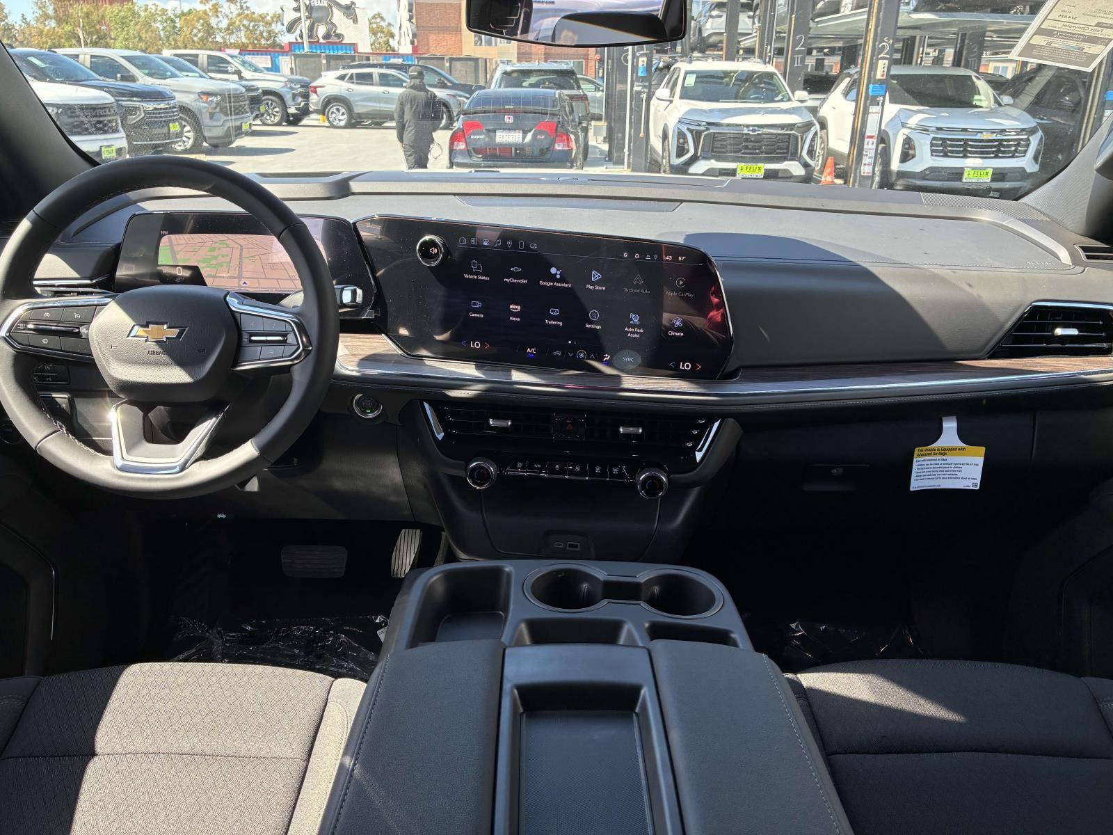 2025 Chevrolet Suburban Vehicle Photo in LOS ANGELES, CA 90007-3794
