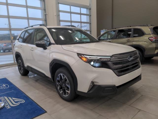 2025 Subaru Forester Vehicle Photo in Green Bay, WI 54304