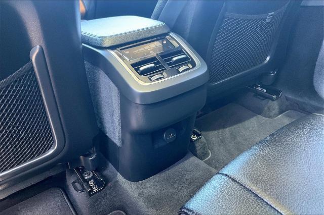 2022 Volvo XC90 Vehicle Photo in Houston, TX 77007
