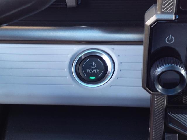 2024 GMC HUMMER EV SUV Vehicle Photo in Denton, TX 76205
