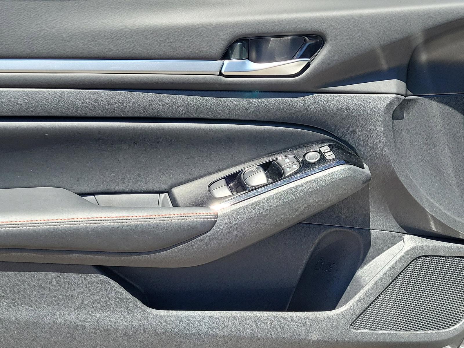 2025 Nissan Altima Vehicle Photo in Albuquerque, NM 87110