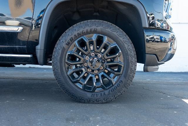 2025 Chevrolet Silverado 2500 HD Vehicle Photo in PLYMOUTH, MA 02360-4801