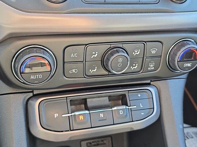 2022 GMC Acadia Vehicle Photo in Pleasant Hills, PA 15236
