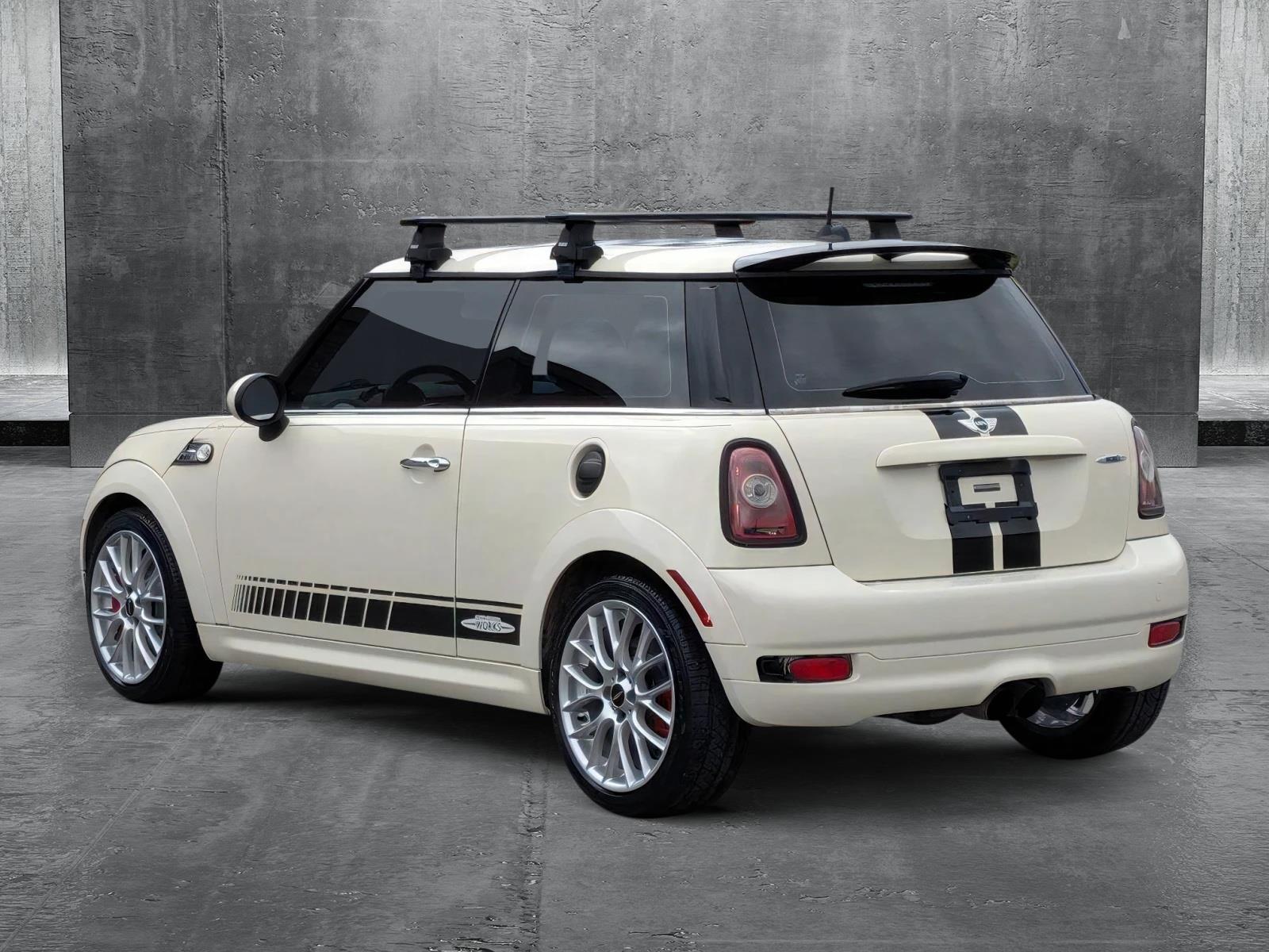2009 MINI John Cooper Works Hardtop Vehicle Photo in Spokane Valley, WA 99212