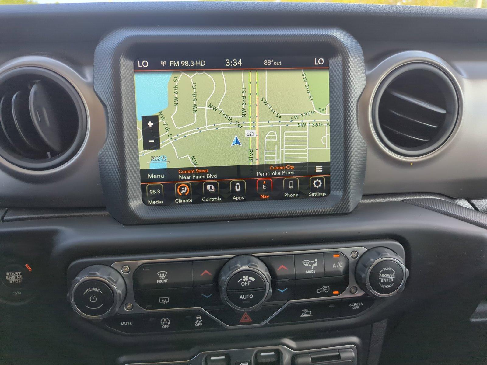 2021 Jeep Gladiator Vehicle Photo in Pembroke Pines, FL 33027
