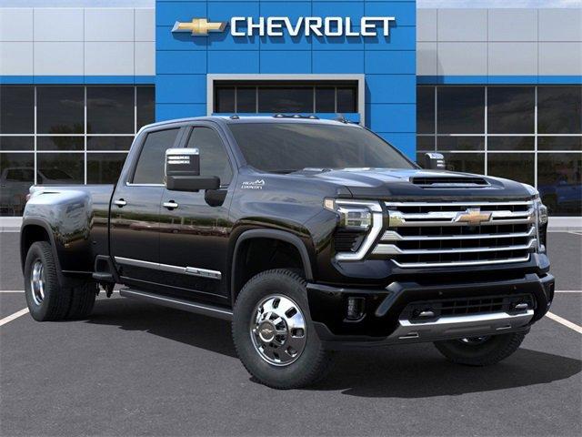 2025 Chevrolet Silverado 3500 HD Vehicle Photo in PUYALLUP, WA 98371-4149