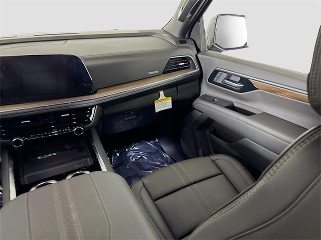 2025 Chevrolet Tahoe Vehicle Photo in PUYALLUP, WA 98371-4149