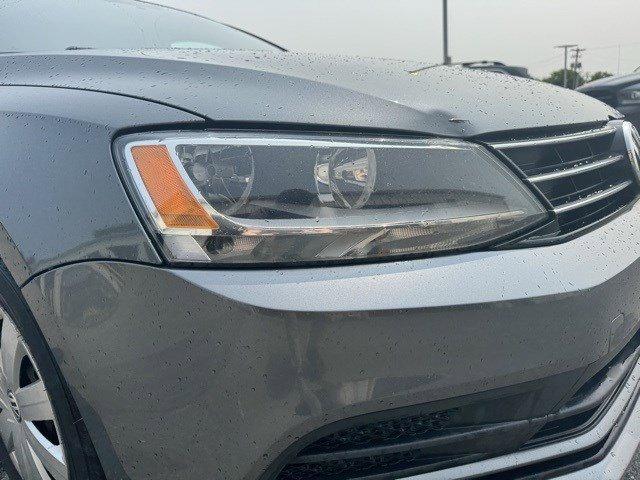 2016 Volkswagen Jetta Sedan Vehicle Photo in Mechanicsburg, PA 17050-1707
