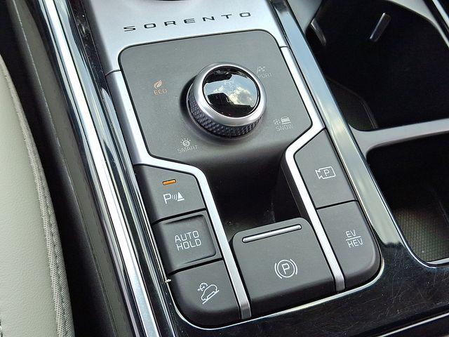 2022 Kia Sorento Plug-In Hybrid Vehicle Photo in WATERTOWN, CT 06795-3318