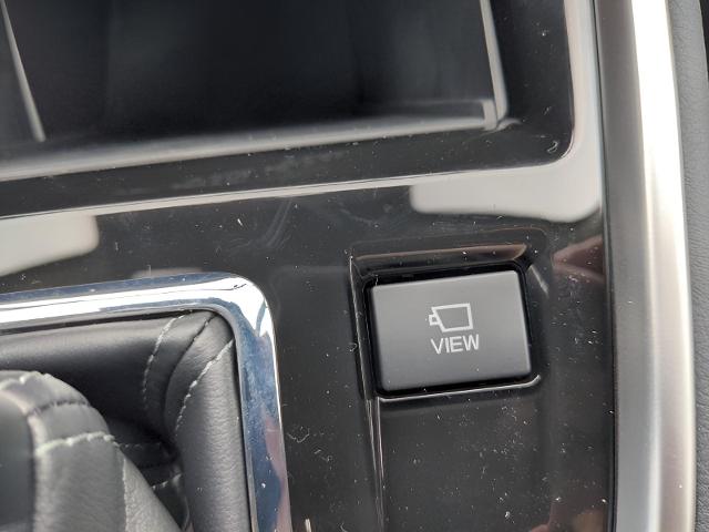 2025 Subaru Outback Vehicle Photo in Green Bay, WI 54304