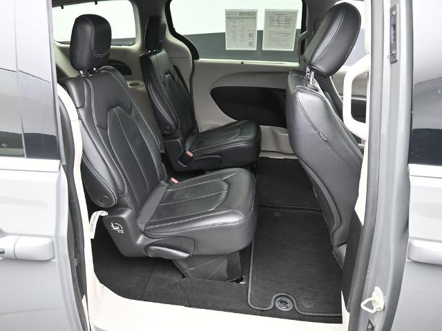 2022 Chrysler Pacifica Vehicle Photo in Cedar Rapids, IA 52402