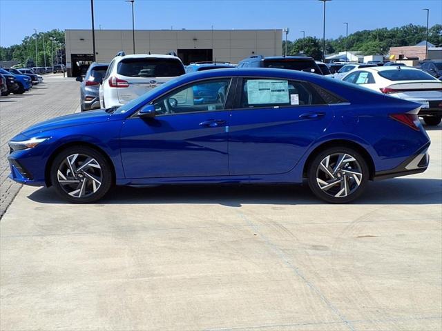 2025 Hyundai ELANTRA Vehicle Photo in Peoria, IL 61615