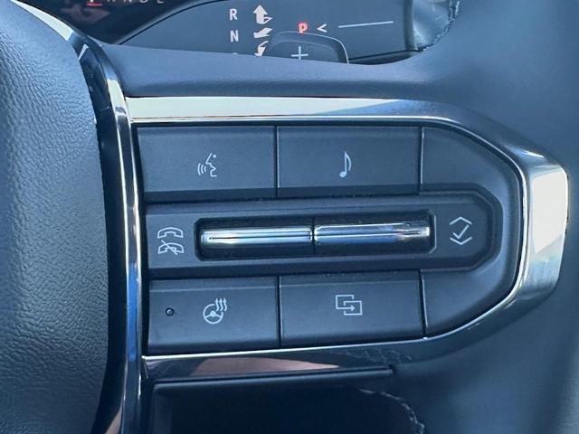 2025 GMC Acadia Vehicle Photo in COLUMBIA, MO 65203-3903