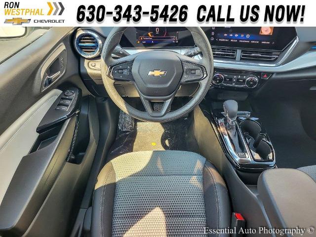 2025 Chevrolet Trax Vehicle Photo in AURORA, IL 60503-9326
