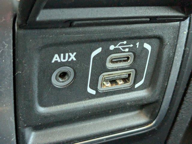 2022 Jeep Gladiator Vehicle Photo in BRUNSWICK, GA 31525-1881